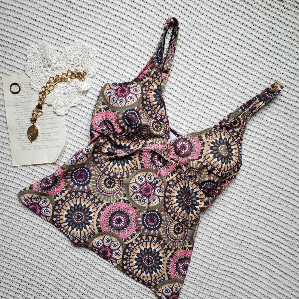 Y2k inspired pattern tankini top